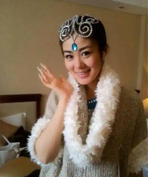 前有王亚彬,后有关婷娜,毕畅的《乡村爱情》王小蒙如何突围_身材_角色