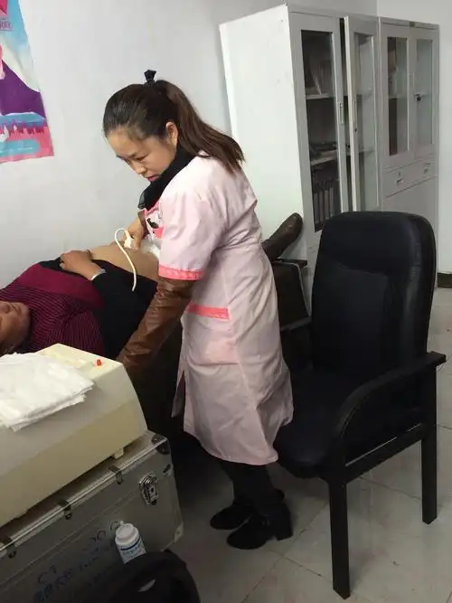 阿镇计生办,锡林社区服务中心深入巴音宝力格嘎查开展了为育龄妇女