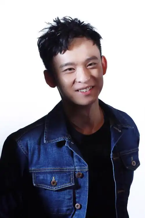 简介:董子健《少年巴比伦》发布会高清图片,分享一组董子健图片给大家