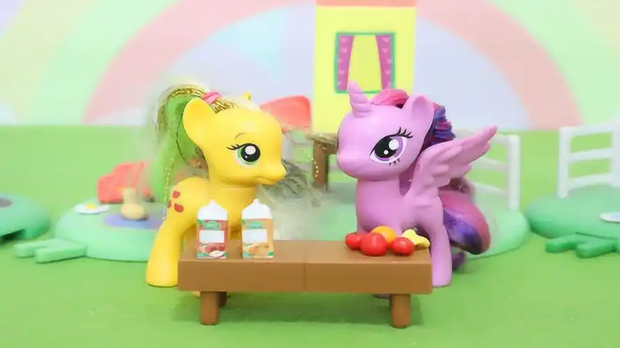 趣盒子小马宝莉玩具拆箱小马宝莉紫悦的魔法果汁店玩具故事