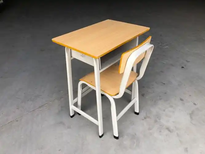 榉木色学生课桌椅原木纹桌面课桌椅学校补习培训机构课桌厂家直销