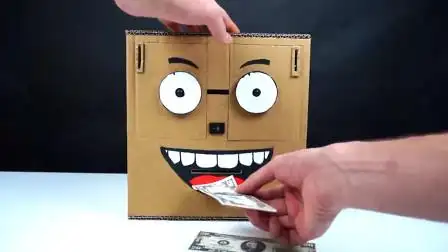 手工达人diy:用纸皮自制"笑脸存钱罐",存钱画面太魔性了!