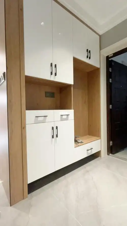 带有换鞋凳的鞋柜你喜欢吗