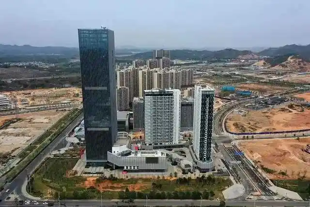 中轴西旁拿捏新区老城红利全汕尾只有它