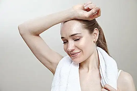 女人,擦,出汗,前额