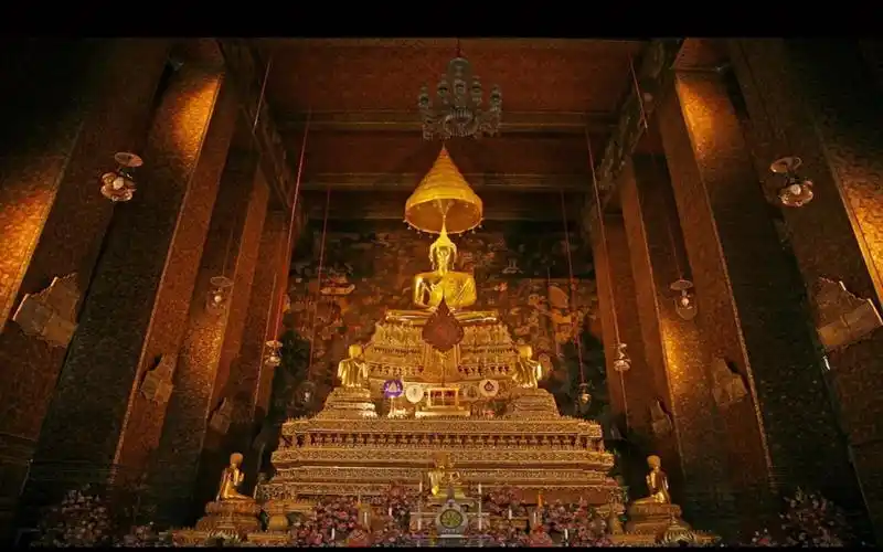 铸造用了近3000千克的黄金,如今是最火景点_金佛寺