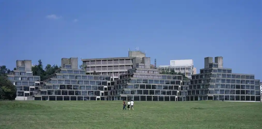 英国东安格利亚大学有秋季入学的吗