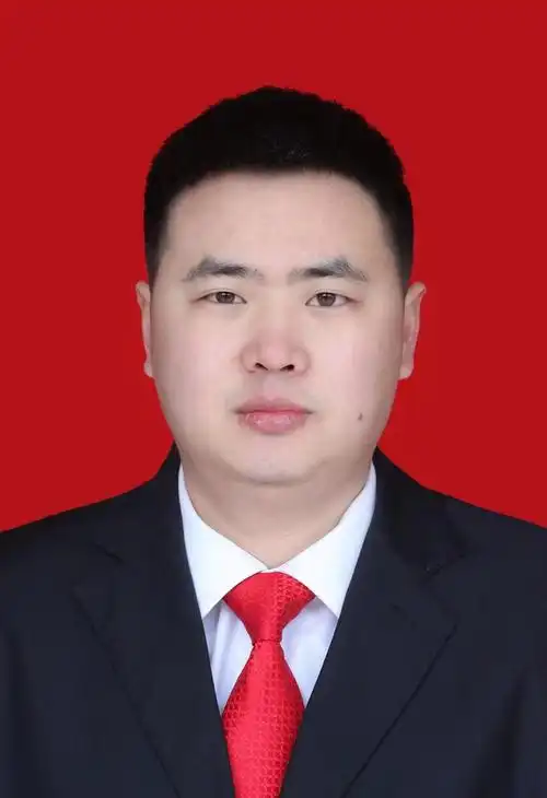 杨贵友副镇长候选人