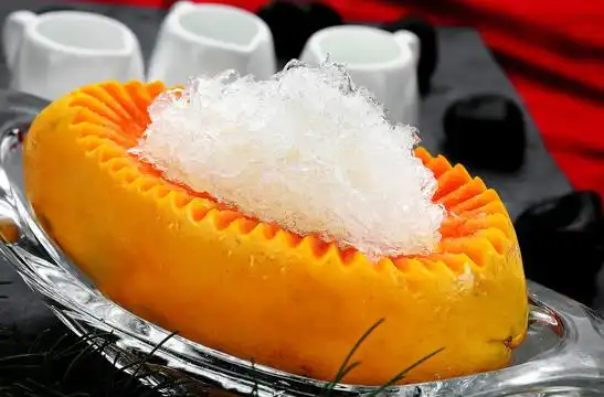 夏威夷木瓜炖官燕图片