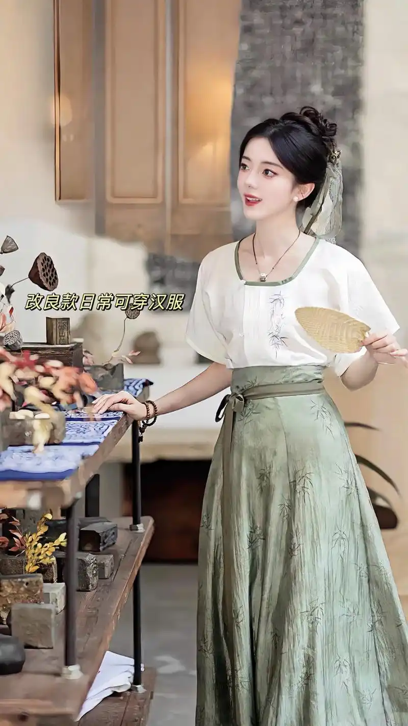 94夏日汉服,唐韵风华尽显!池夏家的【夏至:引夏凉】系列,简 - 抖音