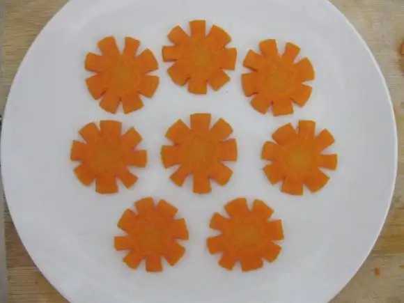 简单盘饰之——胡萝卜