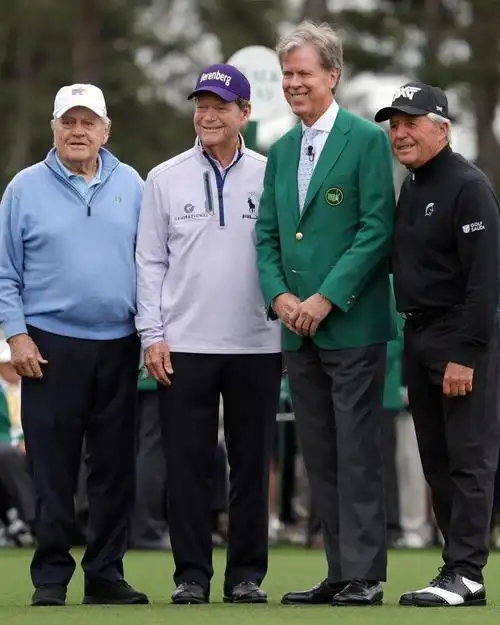 美国大师赛首轮未完赛,德尚博领跑,舍弗勒单独第二