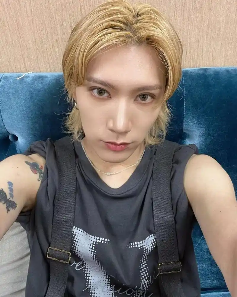 nct成员ten在表演中跌落舞台,aespa成员winter被失控男粉丝扑向.