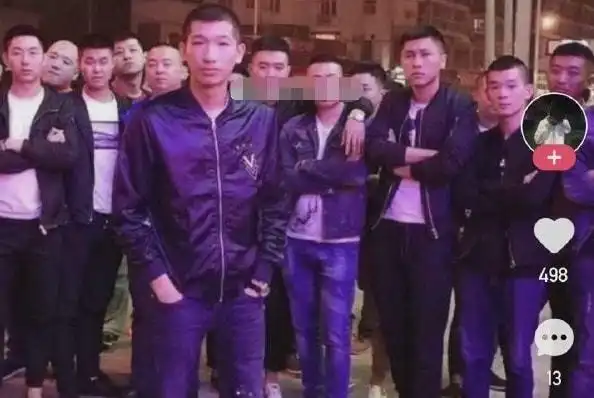 鹤轩求婚李嘉欣被拒直播剃光头二驴直言狗磊把我打出石家庄的