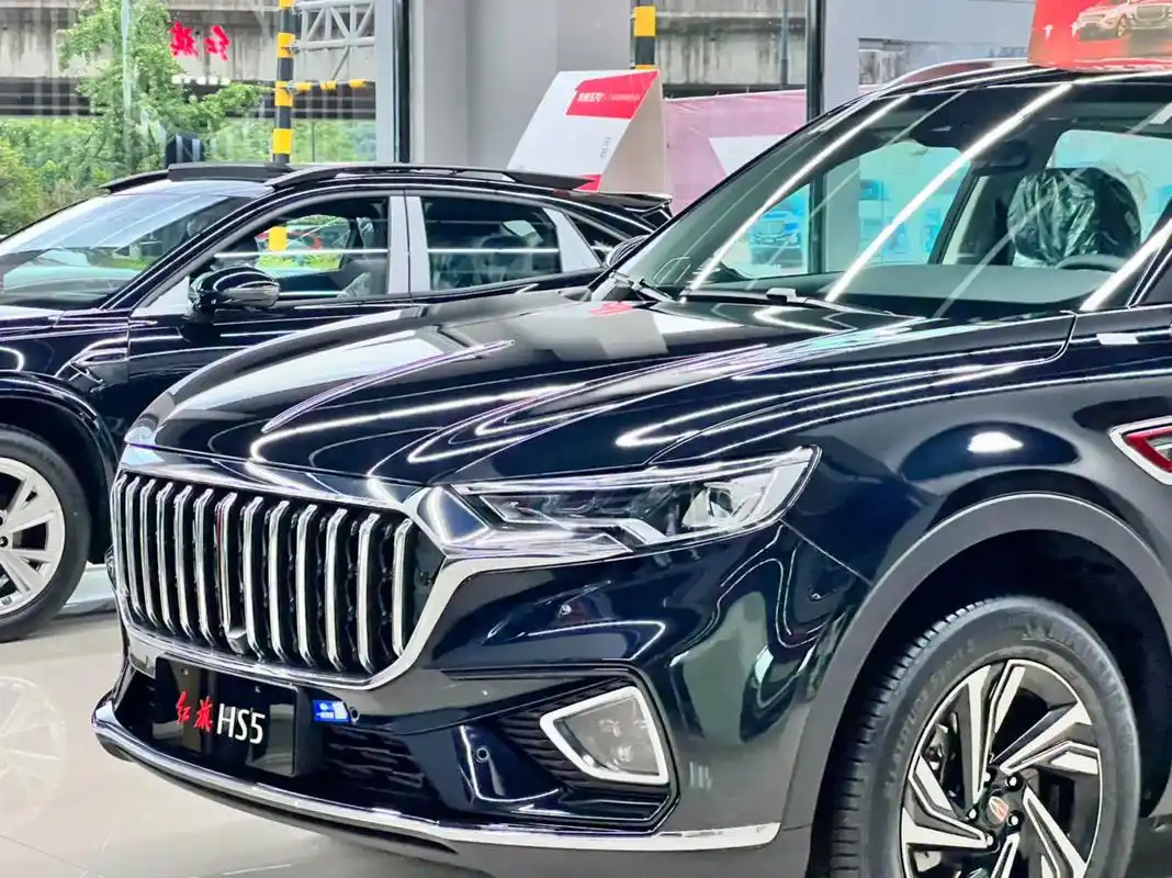 红旗hs5写真图片来一组