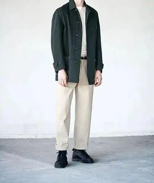能把卡其裤穿好的男人都是平平无奇的穿搭小天才