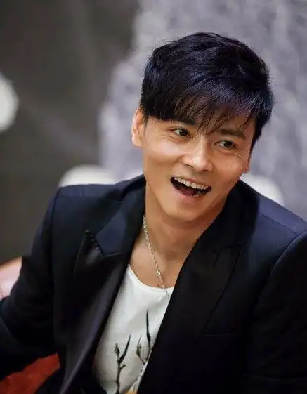 张晋:曾经武英级运动员,功夫不输吴京,甄子丹多年沉淀一朝成名