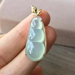 18k金镶玉天然翡翠缅甸玉豆子福豆四季豆吊坠 冰种晴水种老起胶