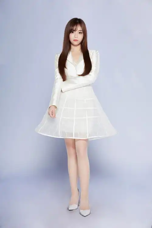 黄霄云全新单曲旁若无人强势上线演绎女性内心世界