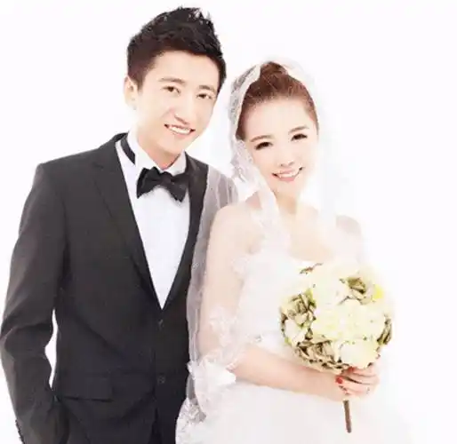 唐笑曾回应:这件事情影响了他很多年,就连自己结婚了还在被人提起,她