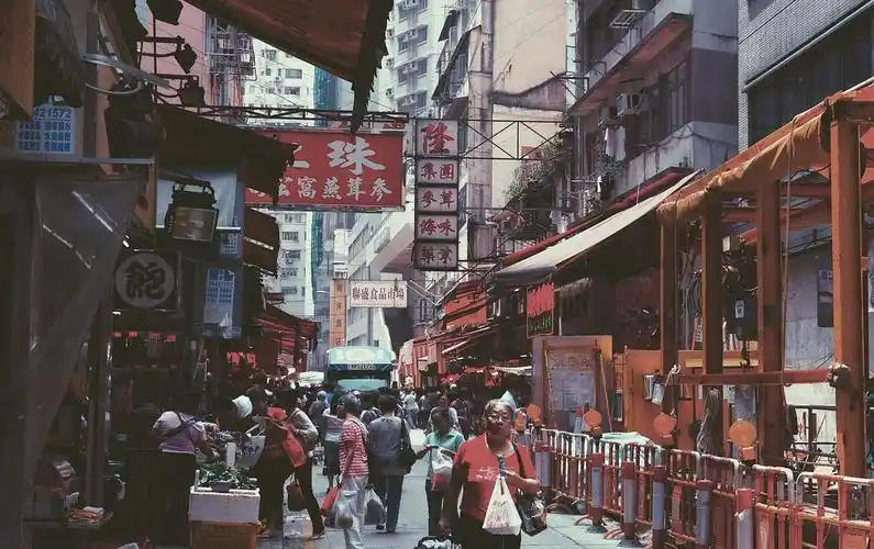 西洋菜街的早市,繁华笼罩下的港区日常