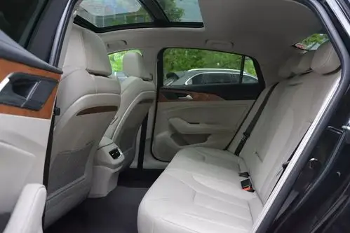 预售16万元起红旗h5终于让情怀落地