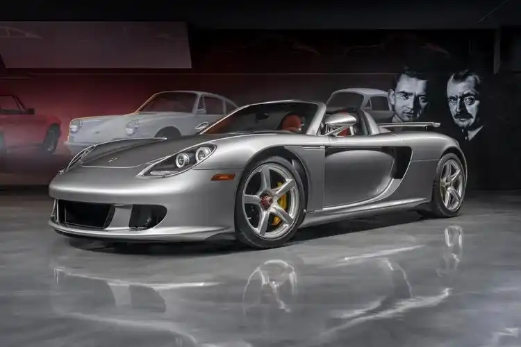 车主们来看看吧!保时捷宣布召回2004/2005年生产的carrera gt