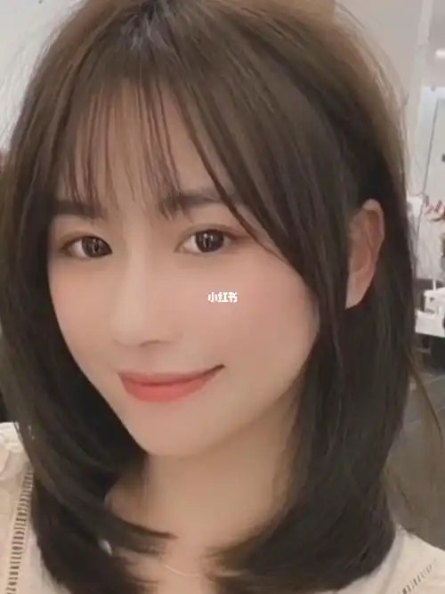 减龄锁骨发分享2020年发型推荐减龄锁骨