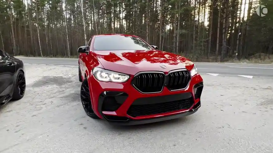 2021款宝马x6m定制版到货看了惊艳外观给一个不买的理由