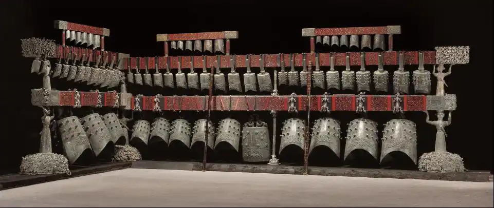 曾侯乙编钟刻有3775字铭文体现中华文字向书法发展