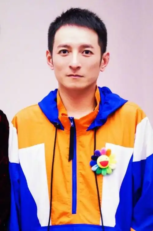 李维嘉继刘亦菲后成第二位发隐晦微博明星,五颗心碎图惹网友猜疑