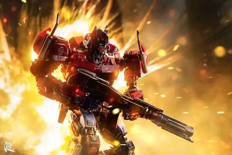 各位大佬有没有变形金刚的照片壁纸