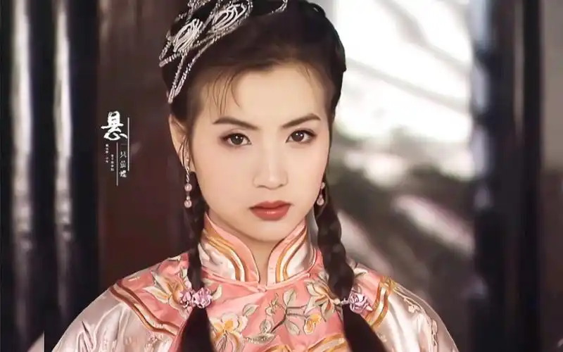 真不愧是万人迷,陈好的古装造型也好美,美貌与智慧并存!