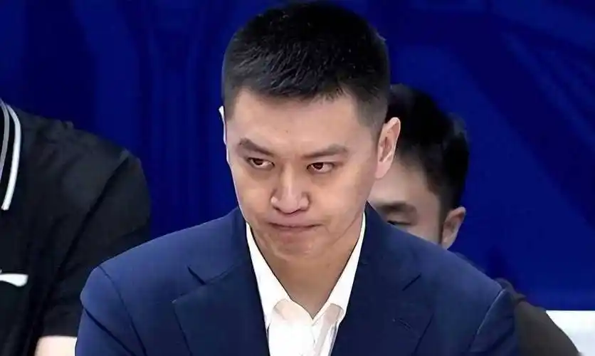 cba官宣:辽篮首位离队球员出炉,杨鸣提前扶正新援