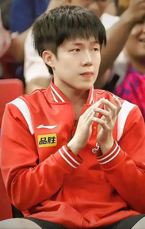 帅气的头头～99#王楚钦 #这谁顶得住啊 - 抖音