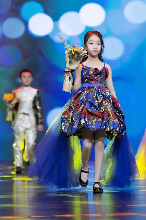 女童礼服超仙婚纱纱裙高级定制小主主持人童模儿童礼服