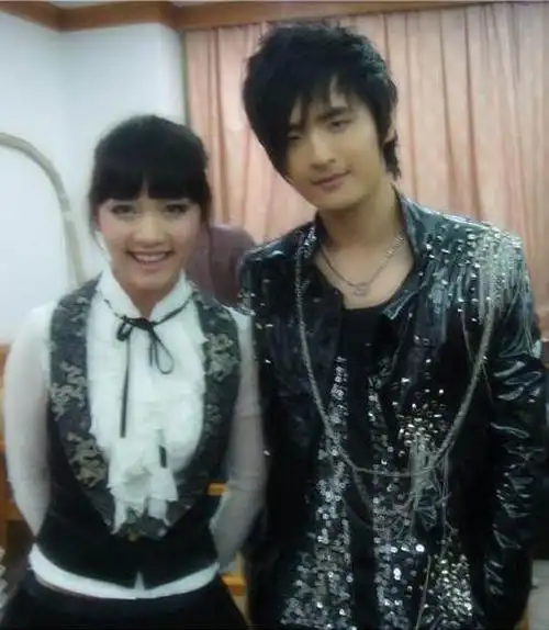 至上励合张远女朋友鲍菲是谁 与苏醒又是什么关系