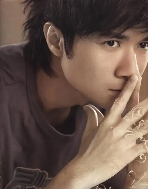 大河票务网:古巨基《we tour世界巡回演唱会》震撼来袭!