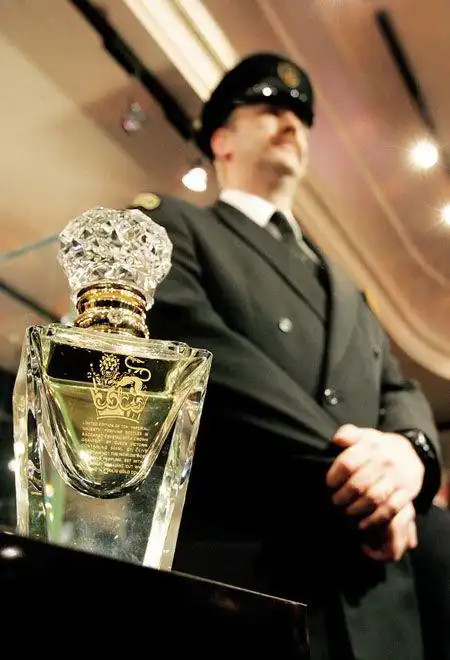 世界最昂贵香水 "皇家尊严1号"