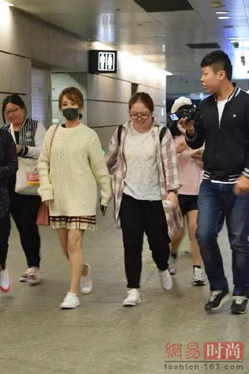 杨紫|男朋友|演过的电视剧|照片|最新|新闻|个人资料_图集_女人百科