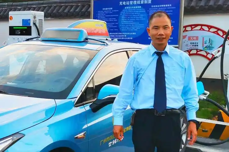 一线劳动者:坚守岗位,做好服务!一名广州出租车司机的劳动节