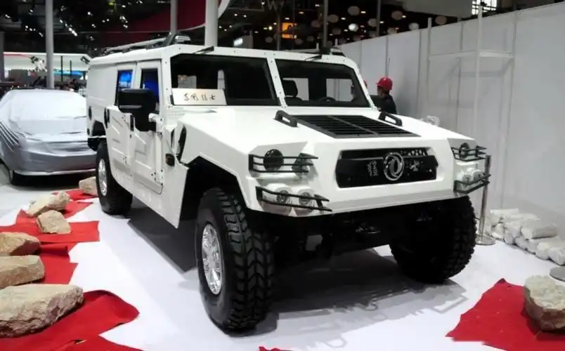 1000匹马力的国产硬派越野,东风猛士m-terrain实车亮相