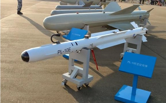 霹雳11空空导弹是在hq-61c地空导弹技术基础上研制的空对空导弹