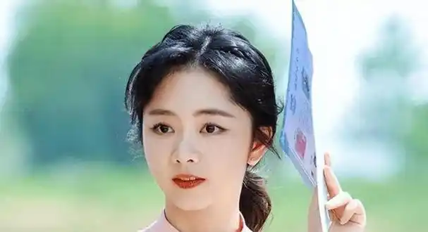 30多岁还能演中学生我只服这4位不用装嫩校服一穿灵气就来