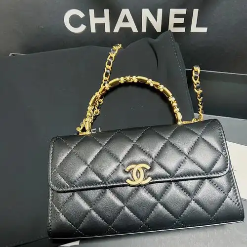 chanel22b珐琅手柄链条包