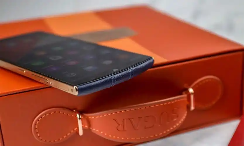 糖果翻译手机s30图赏让你畅通全球的随身翻译官