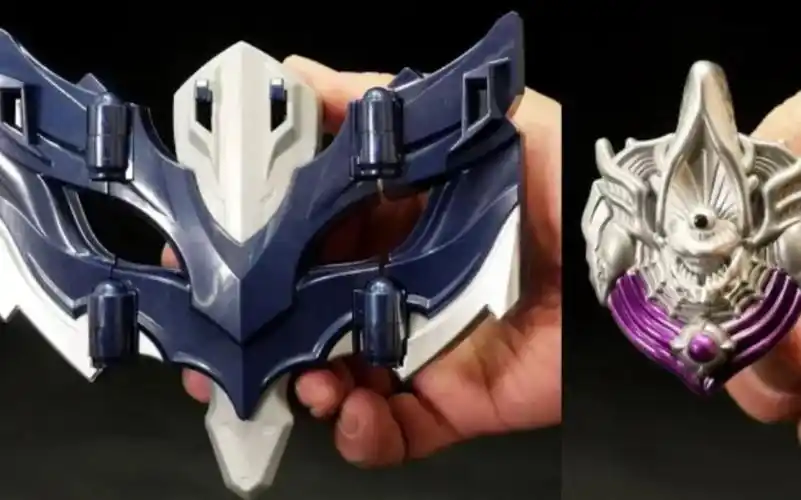 转载k2eizo托雷基亚奥特曼变身器把玩视频