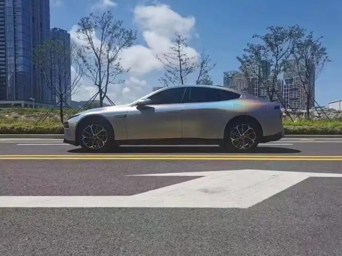 不知不觉提车已有半年了,平时不怎么用车,但是经常看鹏友没贴车衣,我