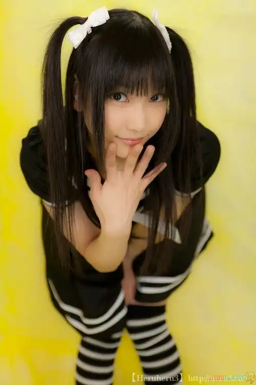 下限少女转型纯情小妹莲妹2012年最新作品赏