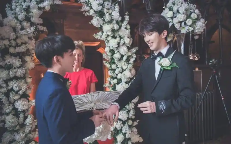 【沈氏夫夫】沈煜伦沈肯尼婚礼(剪辑版)在风和日丽的午时风中和他结婚